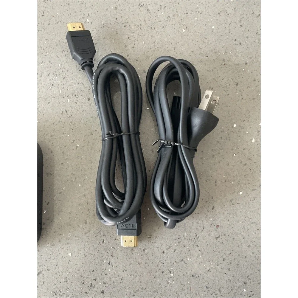 Apple TV A1625 32GB 4th Gen HD Media Streamer Unit Only Tested